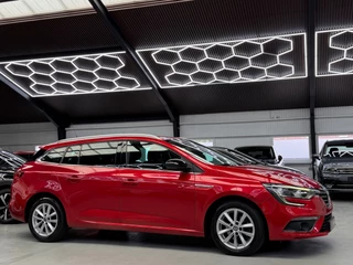 Renault Mégane Estate – thumbnail 7
