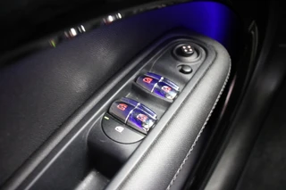 MINI Cooper – thumbnail 27