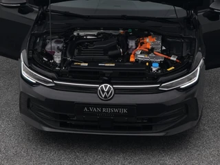 Volkswagen Golf – thumbnail 34