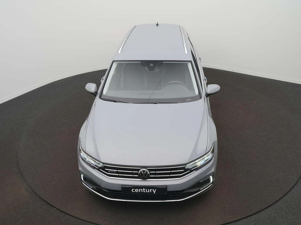 Volkswagen Passat – foto 11