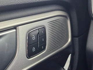 Ford Explorer – thumbnail 30