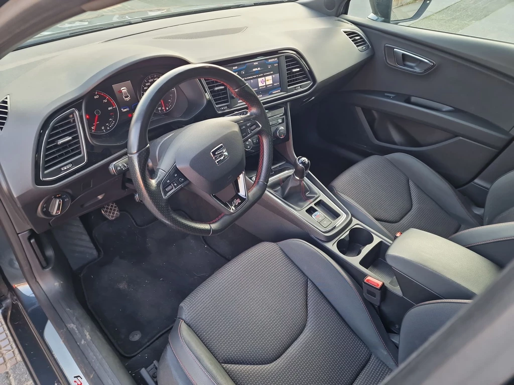 SEAT Leon – foto 11