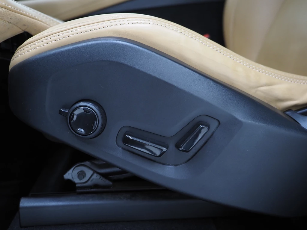 Volvo XC90 – foto 22