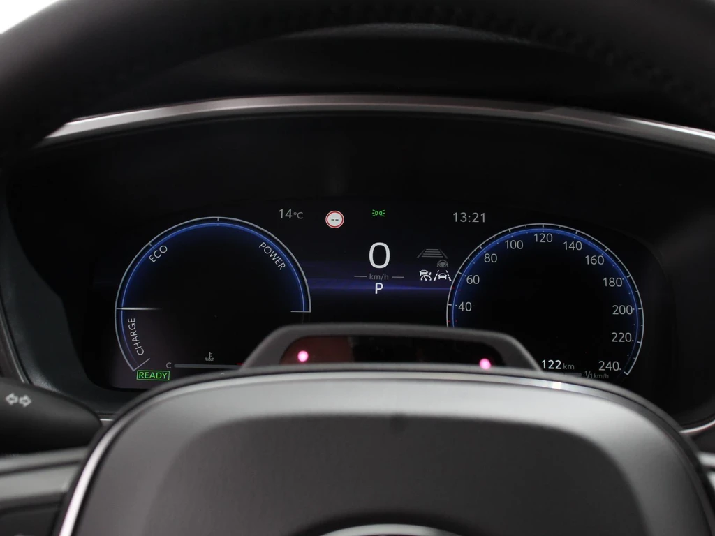 Toyota Corolla Touring Sports – foto 14
