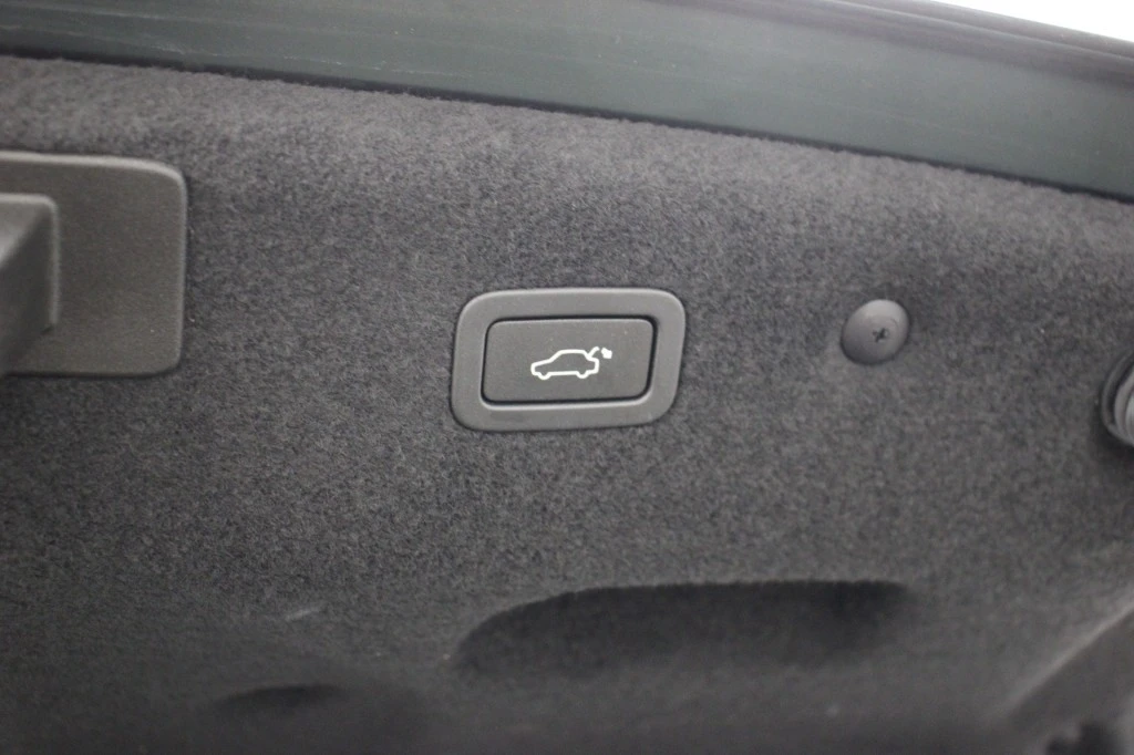 Jaguar XF – foto 22