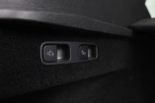 Tesla Model Y – thumbnail 12