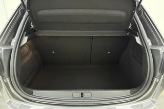 Peugeot 208 – thumbnail 10