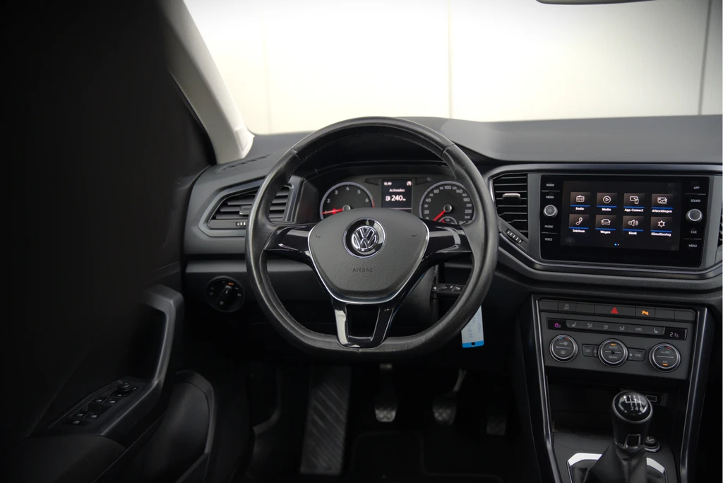 Volkswagen T-Roc – foto 32