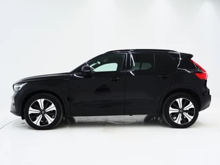 Volvo XC40 – thumbnail 2