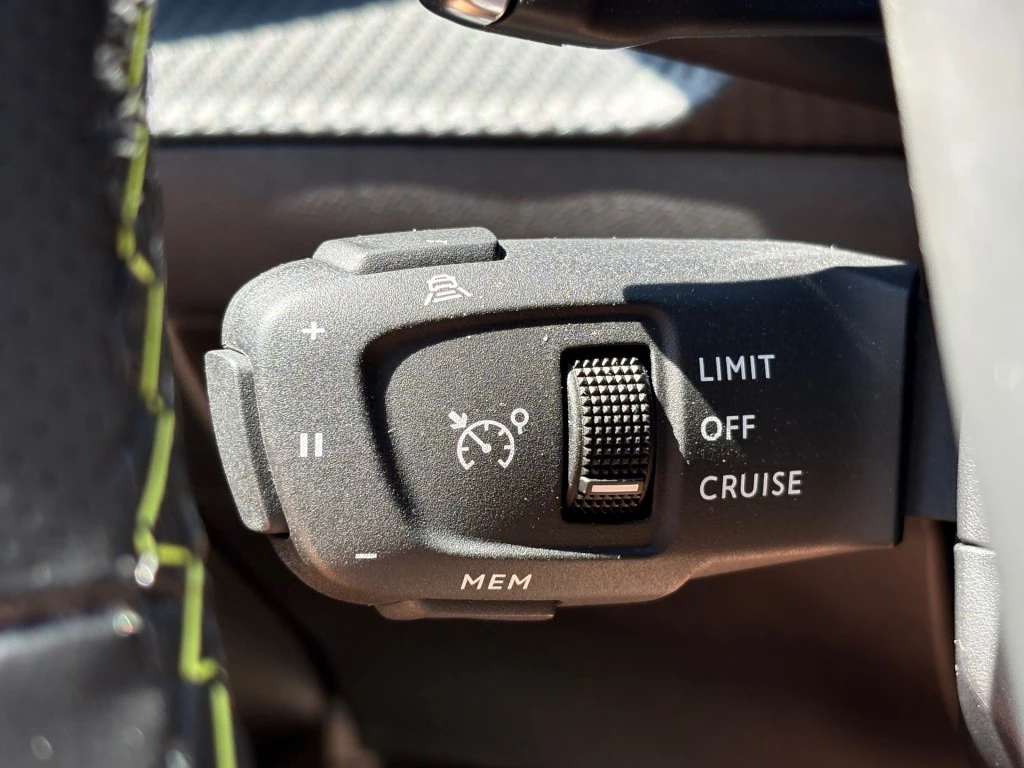 Peugeot 208 – foto 15