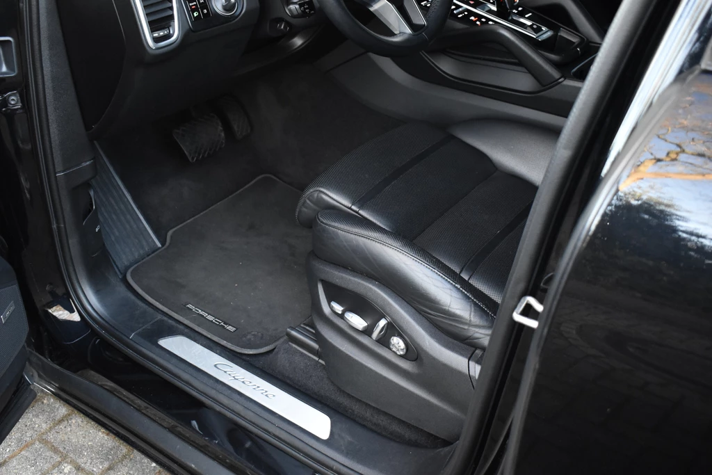 Porsche Cayenne – foto 27