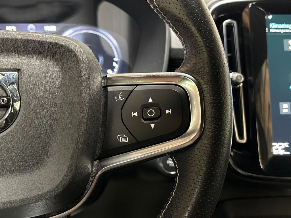 Volvo XC40 – foto 17