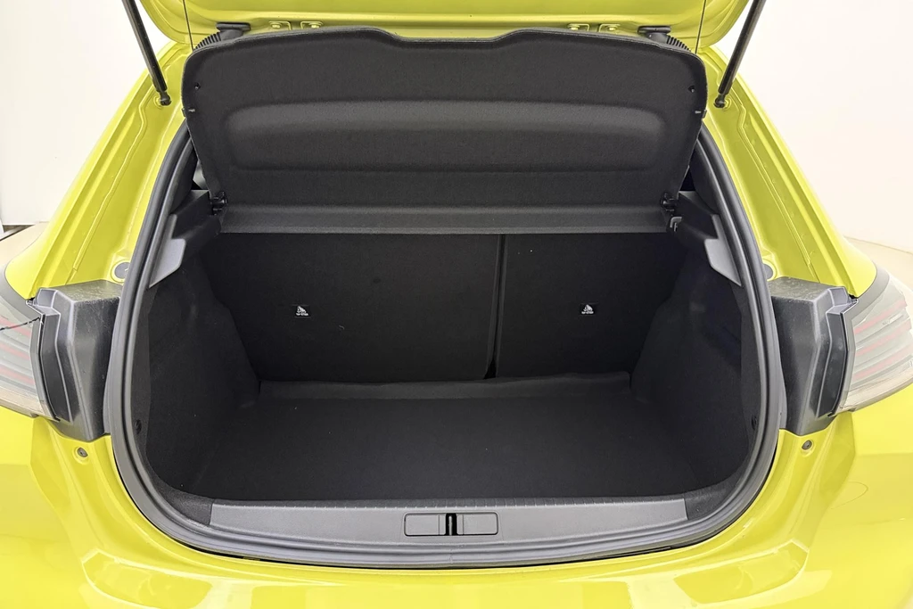Peugeot 208 – foto 12