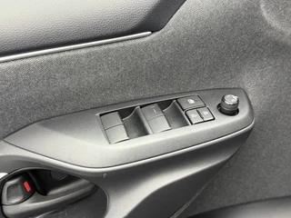 Toyota Yaris – thumbnail 25