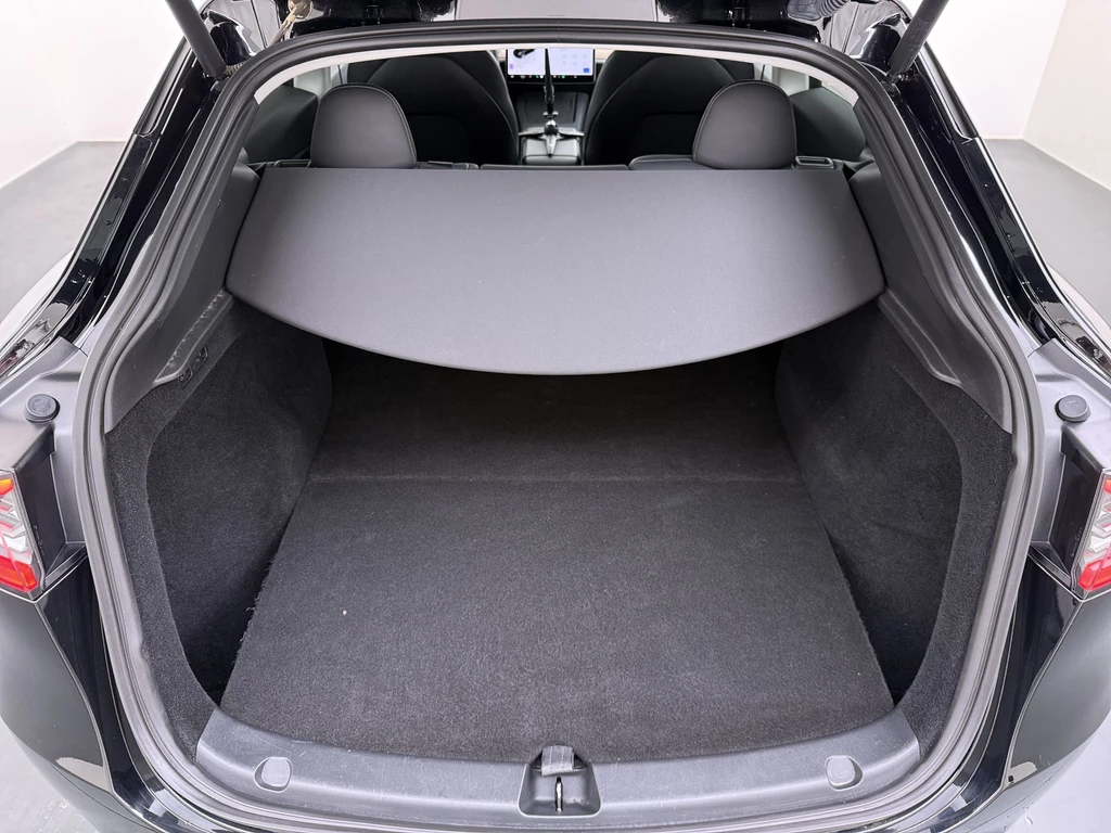Tesla Model Y – foto 27