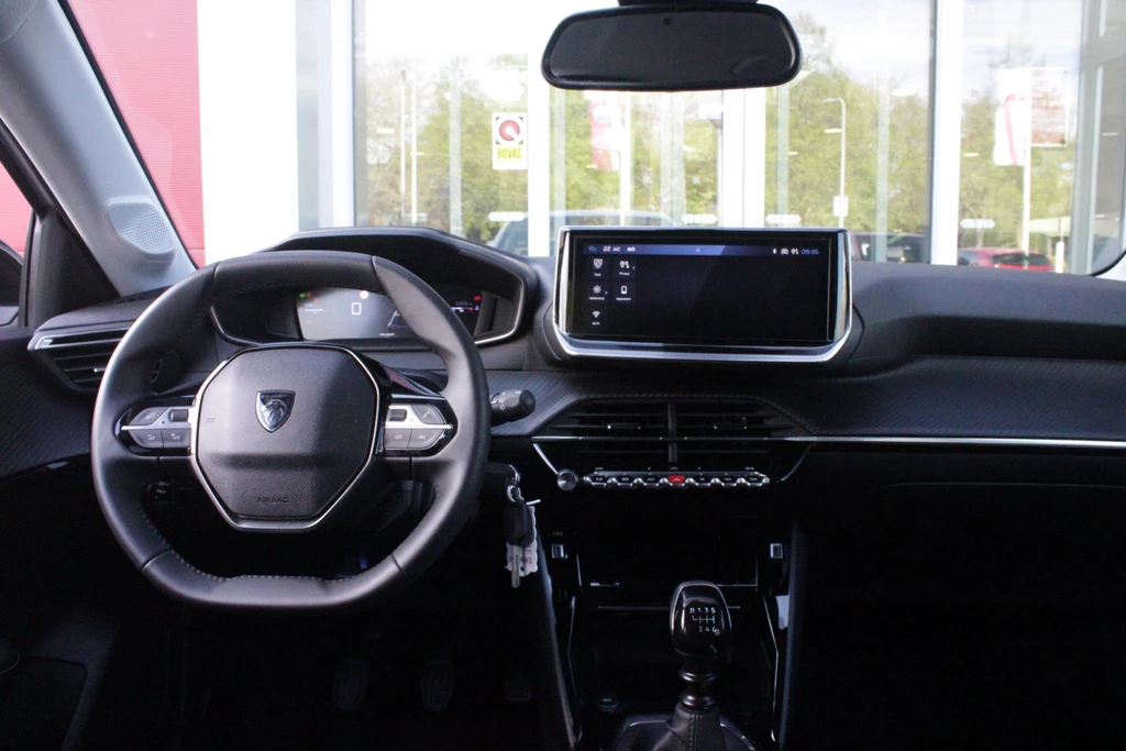 Peugeot 208 – foto 12