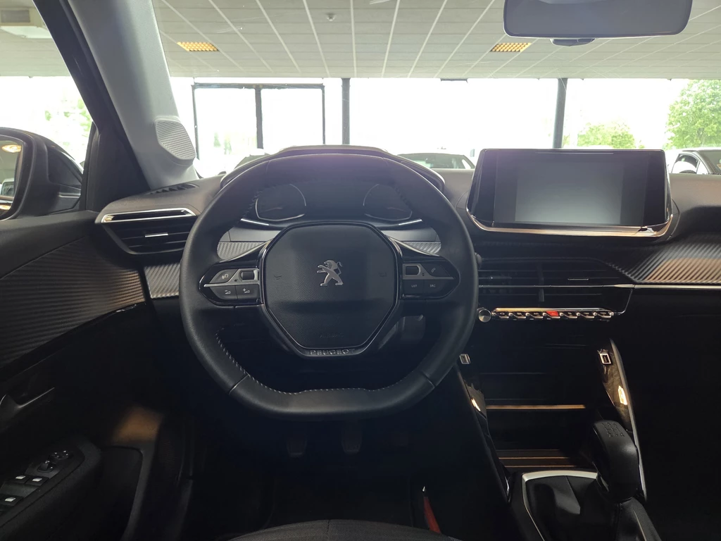 Peugeot 208 – foto 17