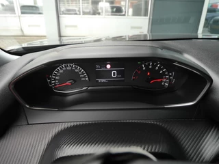 Peugeot 2008 – thumbnail 15