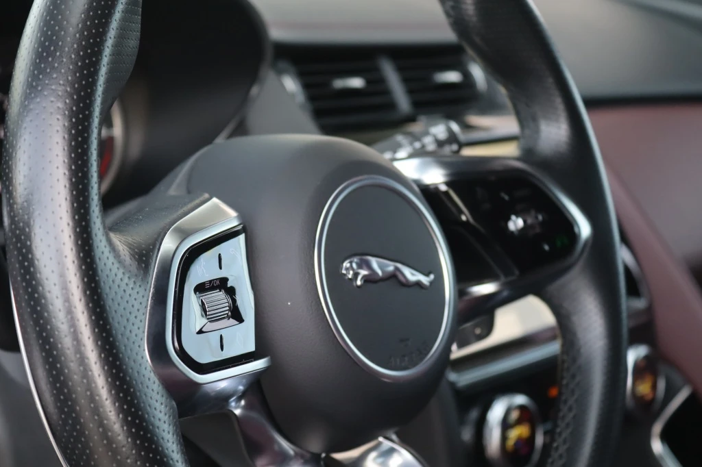Jaguar E-PACE – foto 22