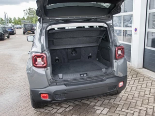 Jeep Renegade – thumbnail 23