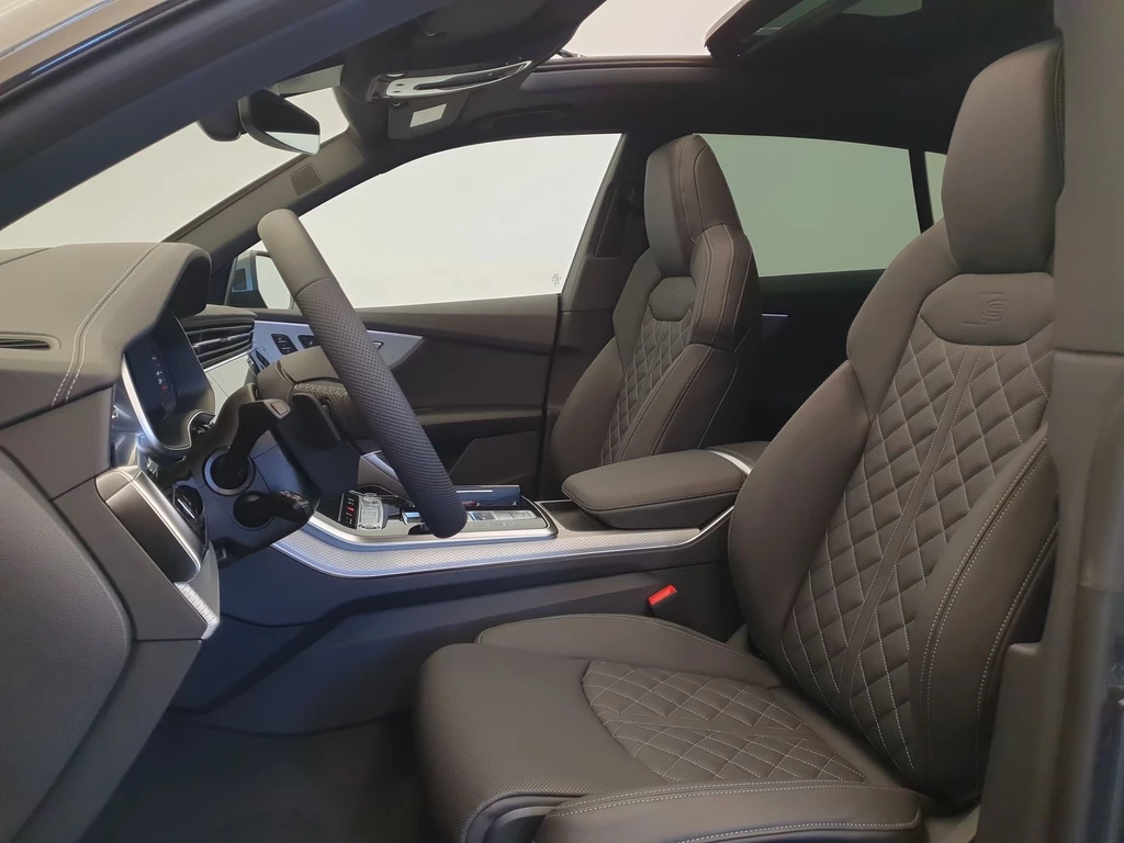 Audi Q8 – foto 19