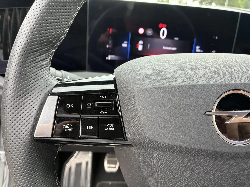 Opel Astra – foto 51