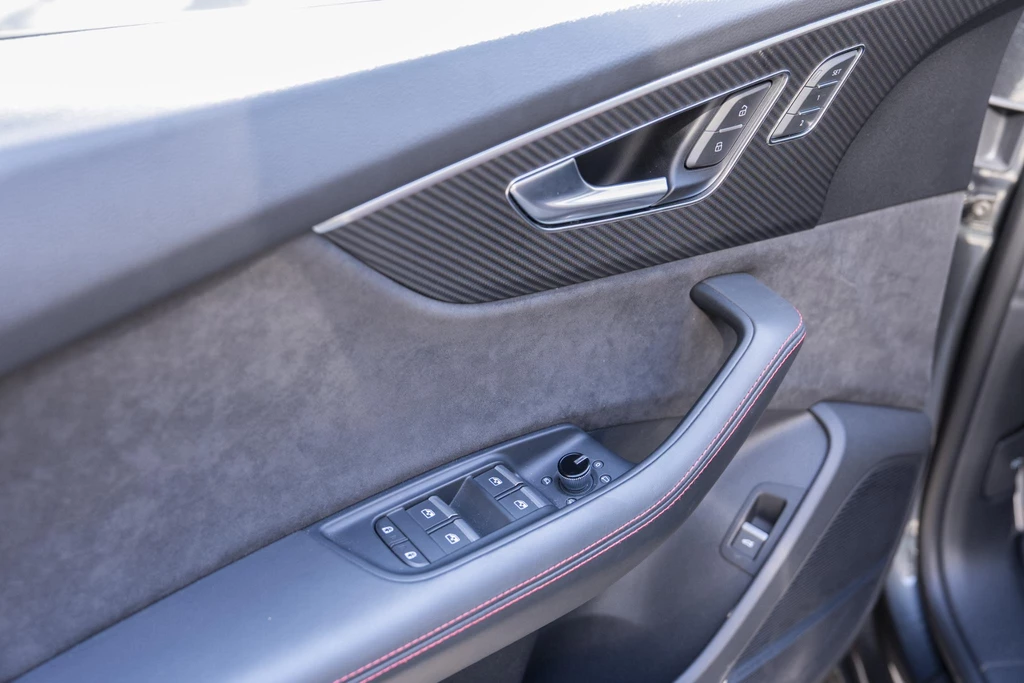 Audi Q8 – foto 17