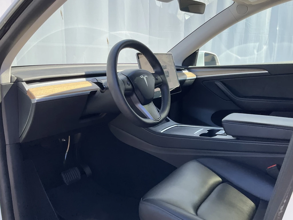 Tesla Model Y – foto 44
