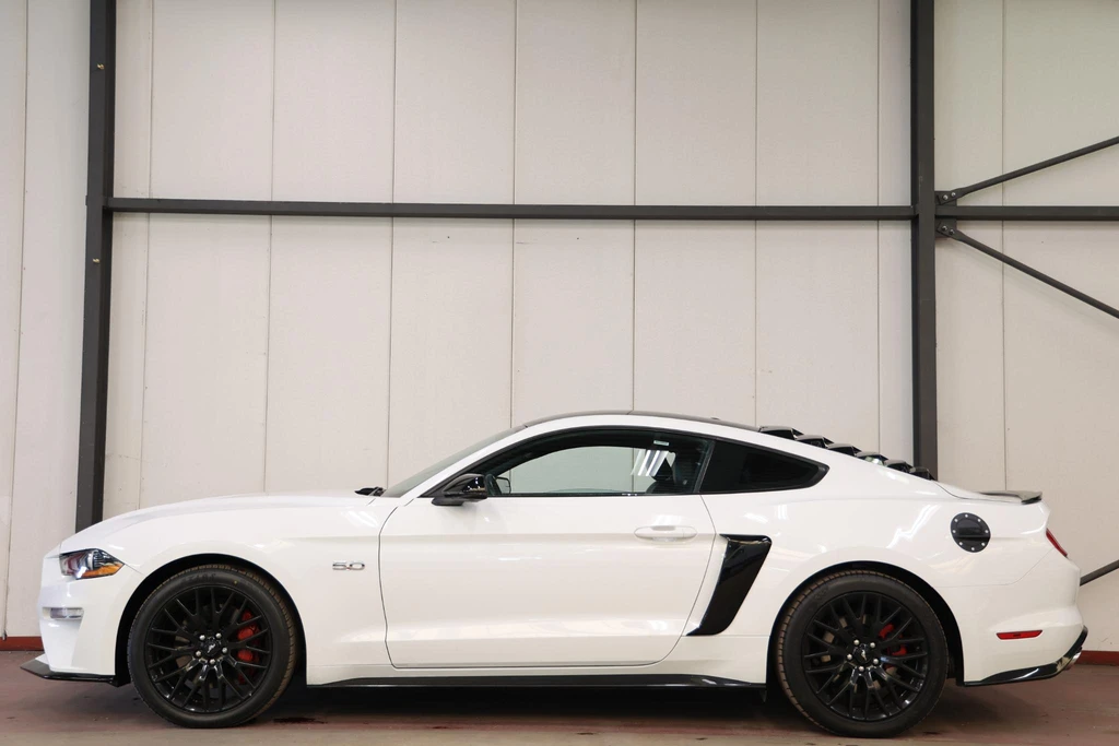 Ford Mustang – foto 4