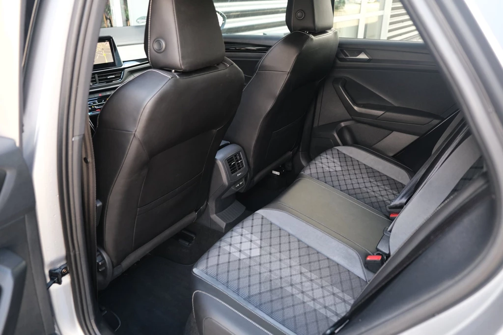 Volkswagen T-Roc – foto 14