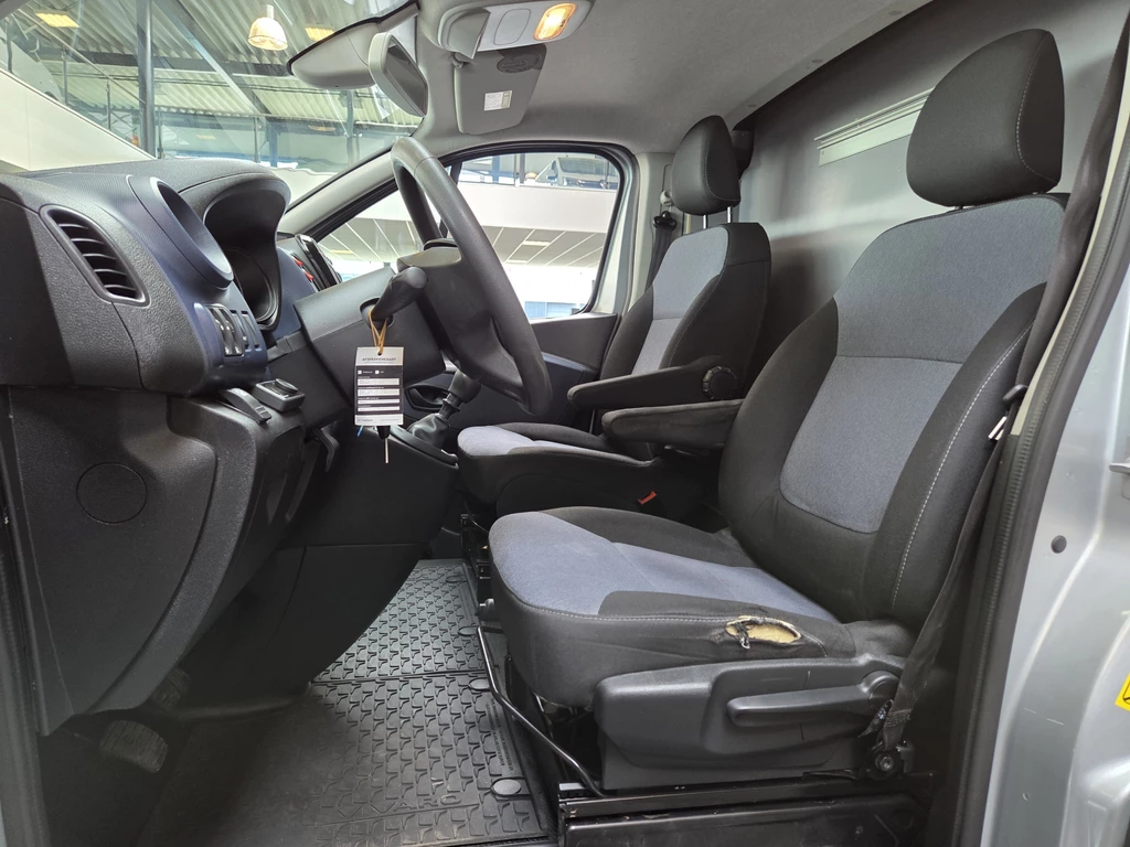 Opel Vivaro – foto 14