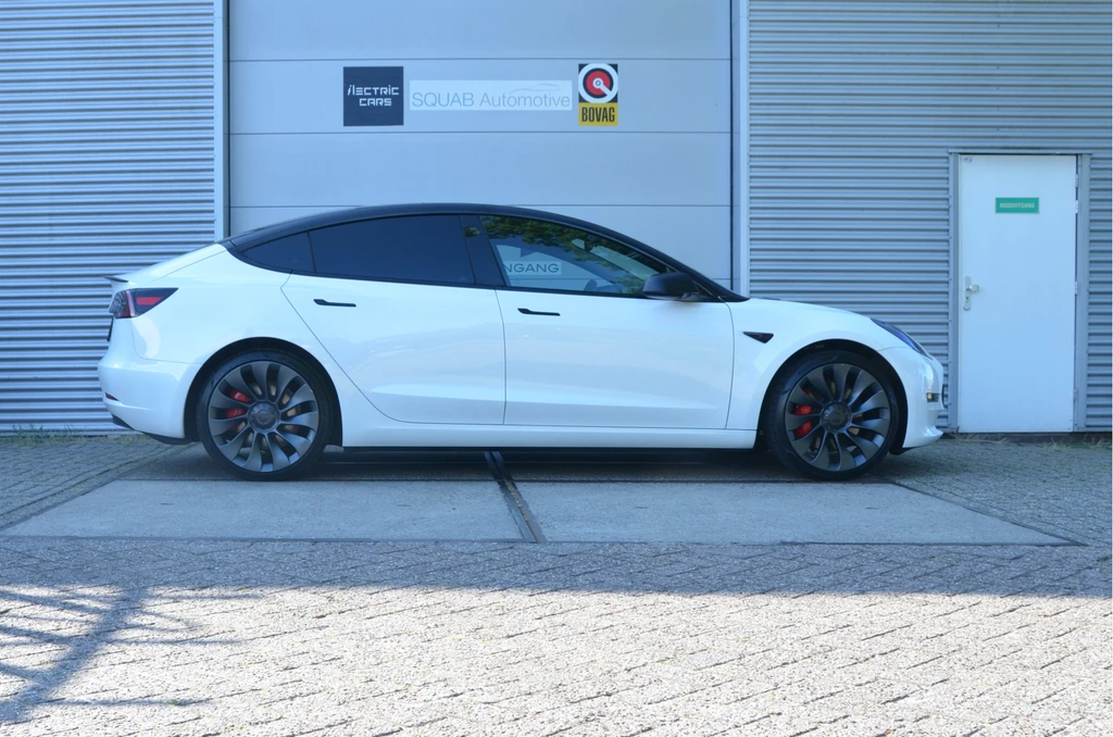Tesla Model 3 – foto 4