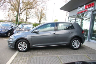 Volkswagen Golf – thumbnail 2