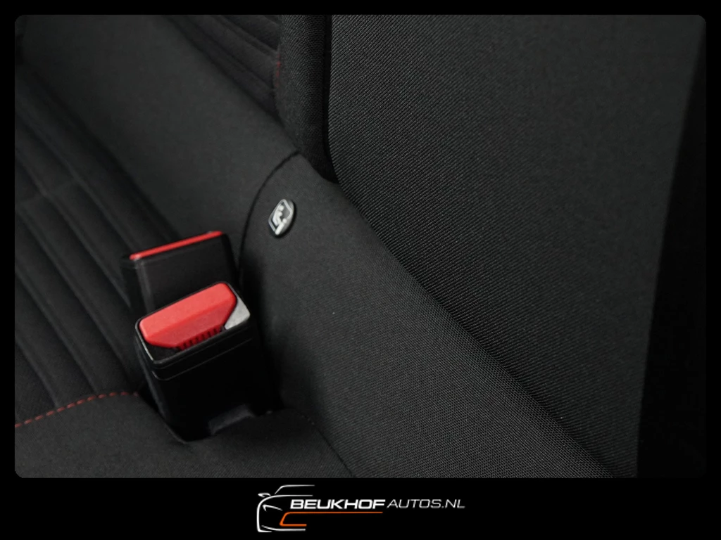 Peugeot e-208 – foto 36
