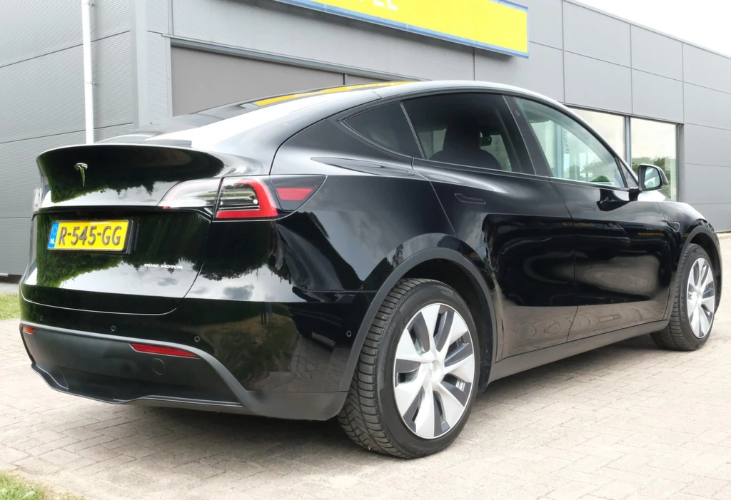 Tesla Model Y – foto 3