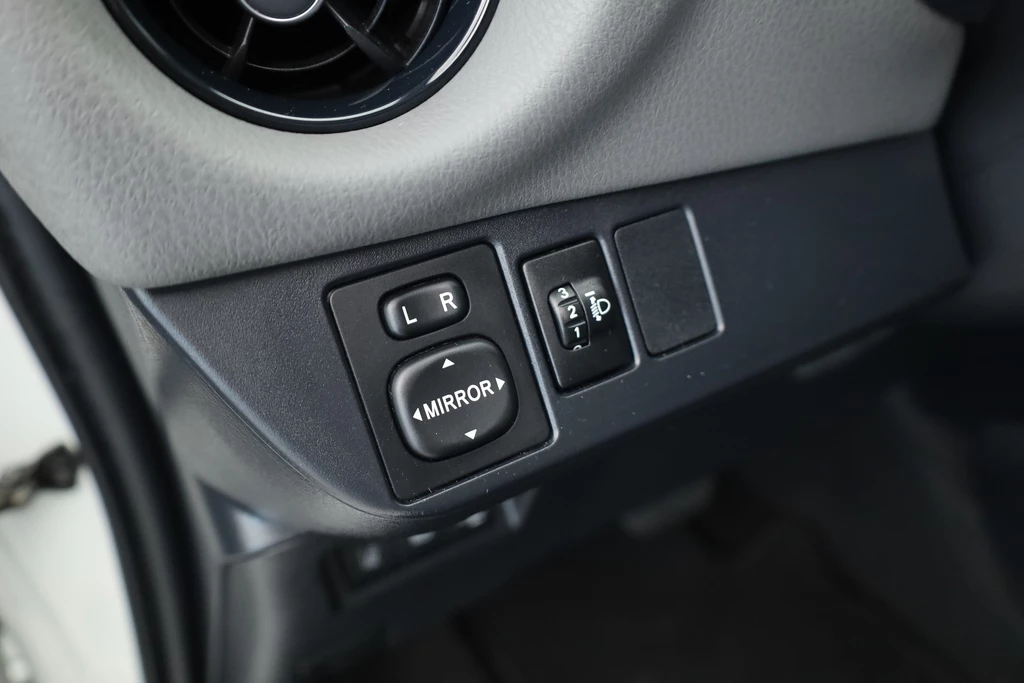 Toyota Yaris – foto 13