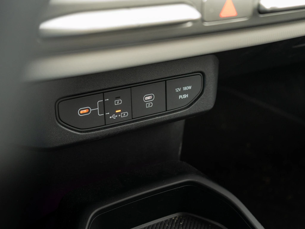 Kia EV4 – foto 12