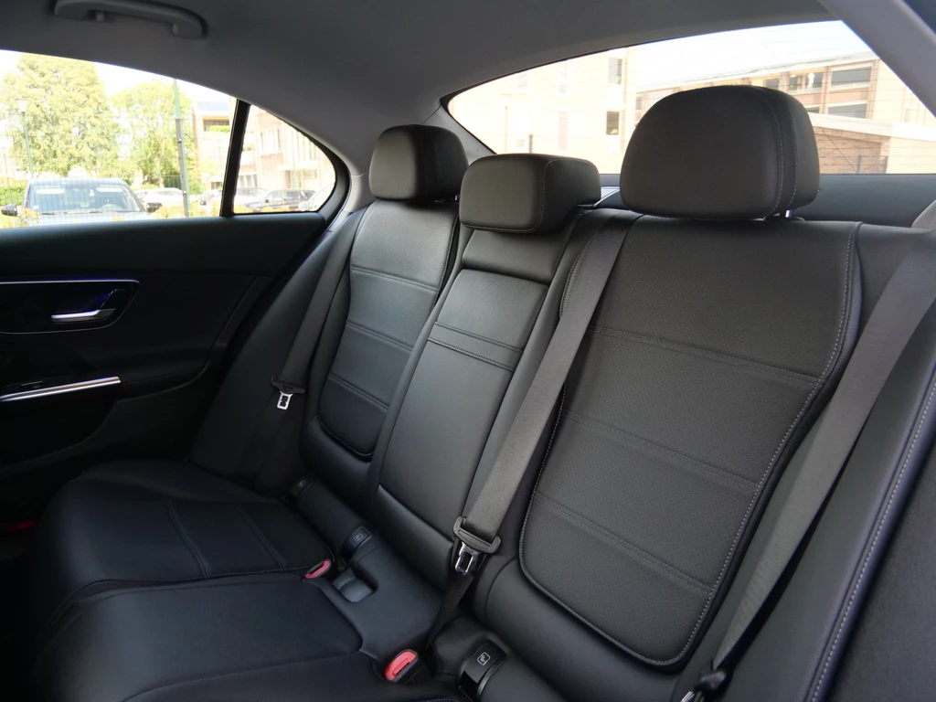 Mercedes-Benz C-Klasse – foto 11