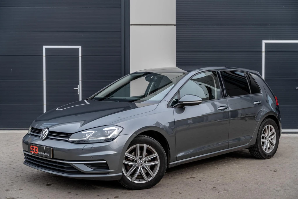 Volkswagen Golf – foto 1