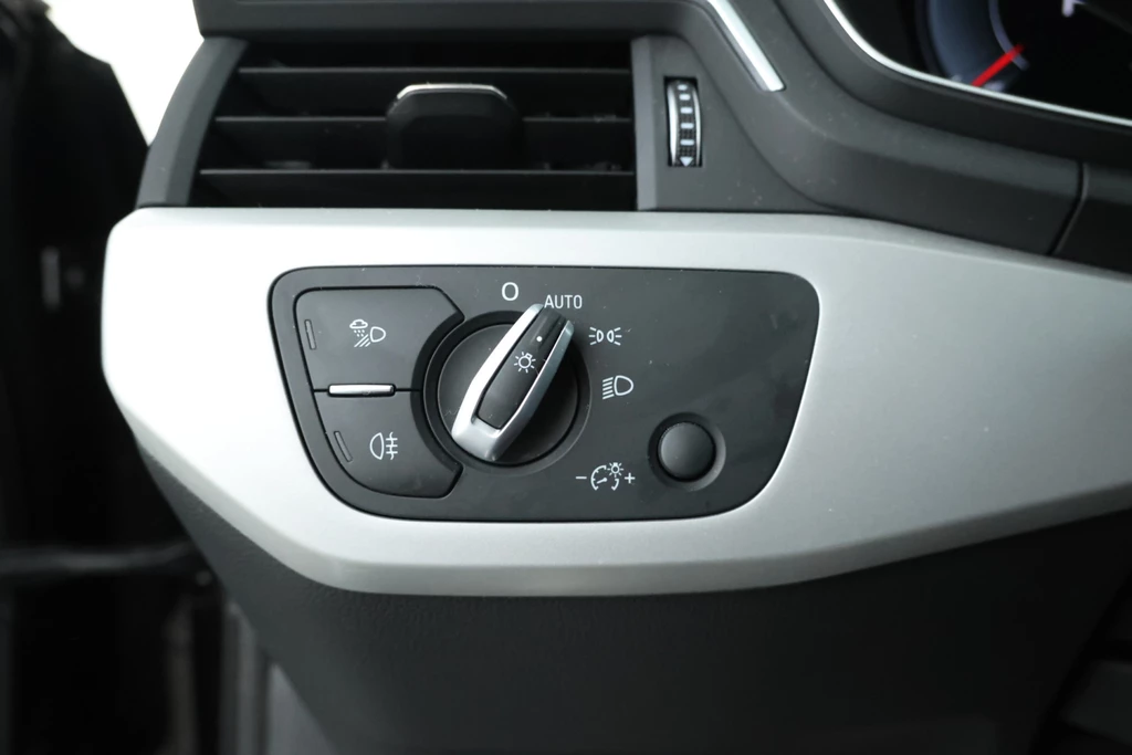 Audi A4 – foto 18