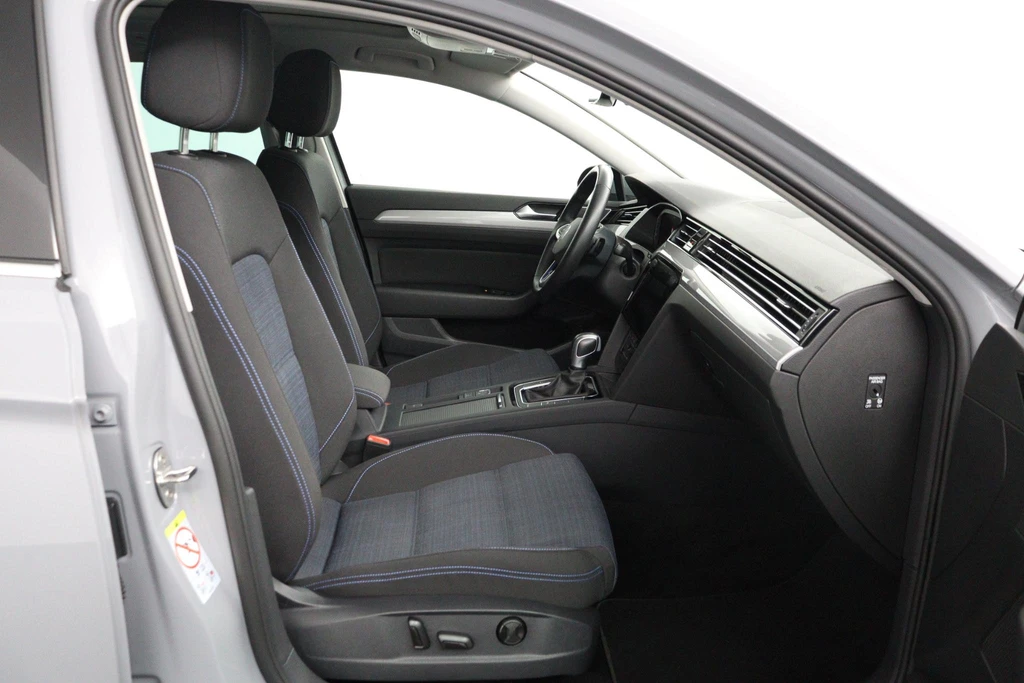 Volkswagen Passat – foto 20