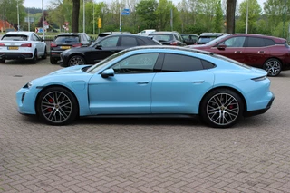 Porsche Taycan – thumbnail 2
