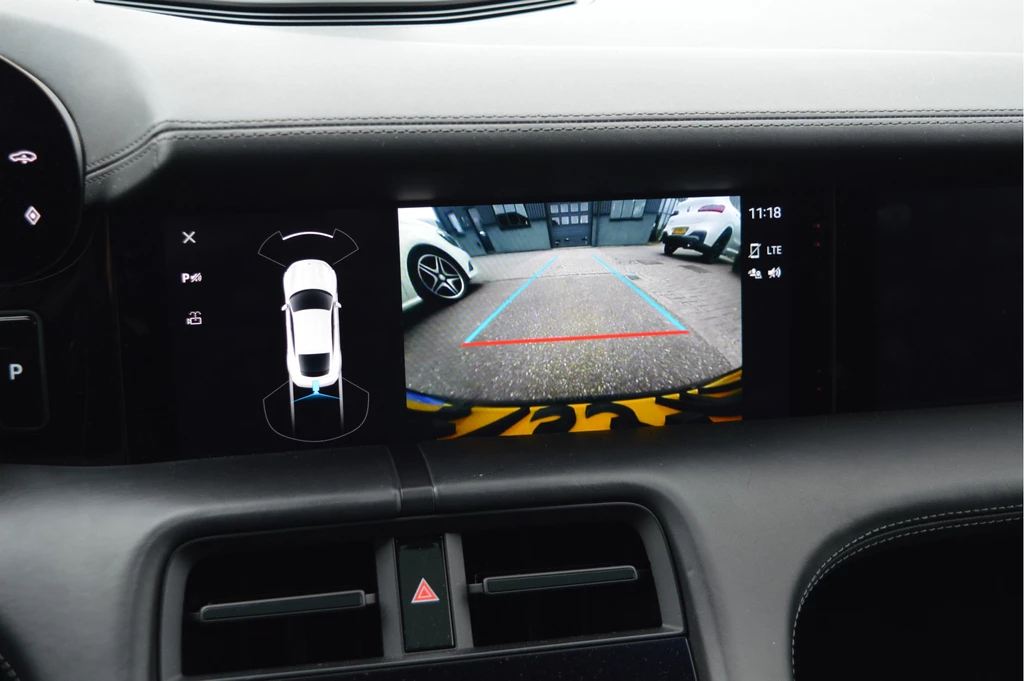 Porsche Taycan – foto 12