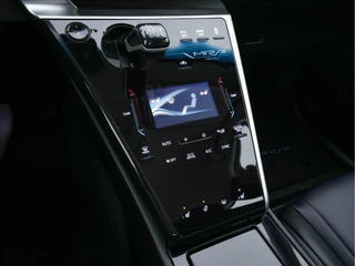 Toyota Mirai – thumbnail 12
