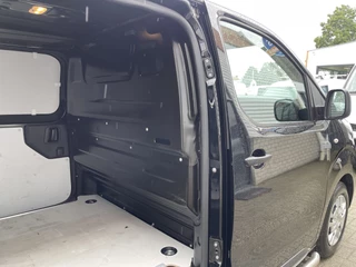 Opel Vivaro – thumbnail 18