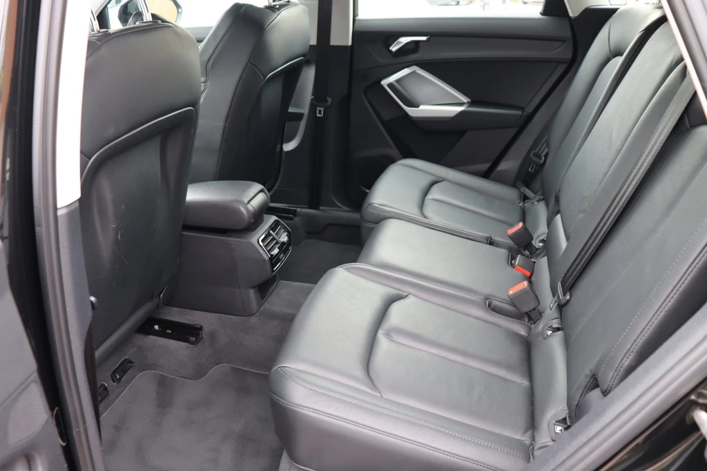 Audi Q3 – foto 11