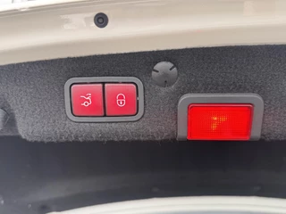 Mercedes-Benz C-Klasse – thumbnail 24