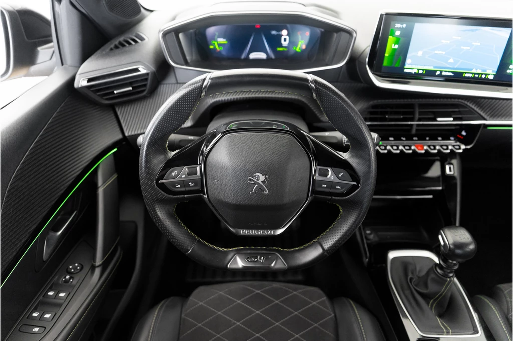 Peugeot 208 – foto 10