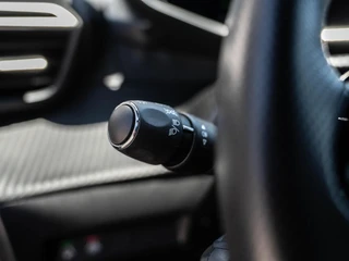 Peugeot 208 – thumbnail 32