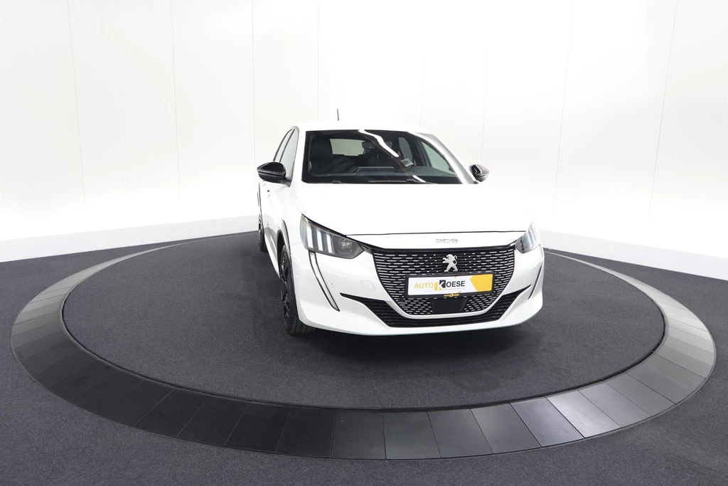 Peugeot e-208 – foto 12